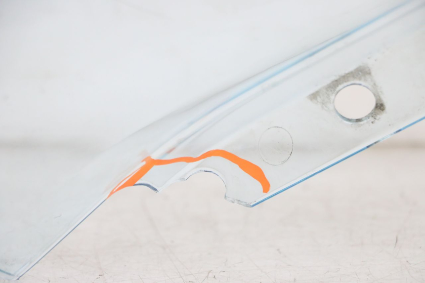 photo de PARABREZZA PIAGGIO MP3 125 (2006 - 2014) - Ispezione visiva dettagliata