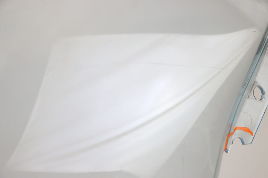 photo de PARABREZZA PIAGGIO MP3 125 (2006 - 2014) - Marcature e riferimenti originali