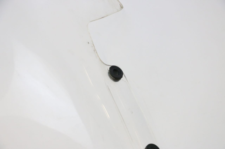 photo de PARABREZZA PIAGGIO MP3 125 (2006 - 2014) - Caratteristiche distintive