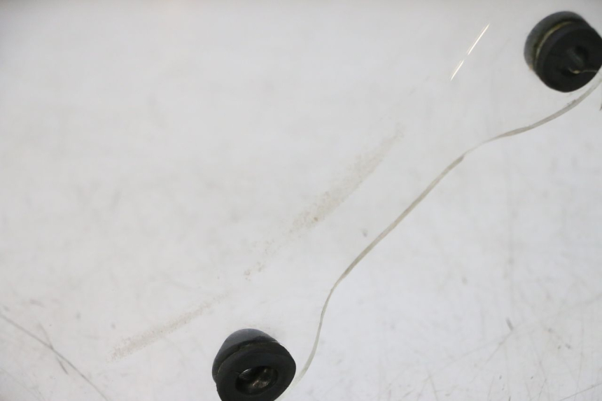 photo de PARABREZZA PIAGGIO MP3 125 (2006 - 2014) - Zoom sui componenti