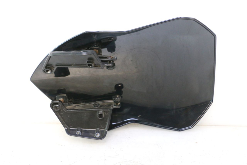 photo de PARABREZZA JM MOTORS R-MAX TECH 50 (2024 - 2026) - Zoom sullo stato d'uso