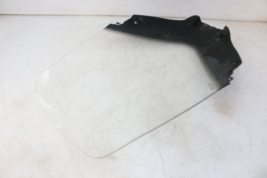 photo de PARABREZZA PEUGEOT SATELIS 125 (2010 - 2012) - Dettaglio del componente