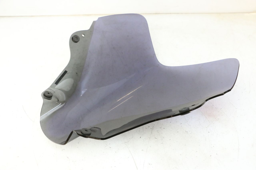 photo de PARABREZZA PEUGEOT SATELIS 125 (2013 - 2018) - Primo piano tecnico