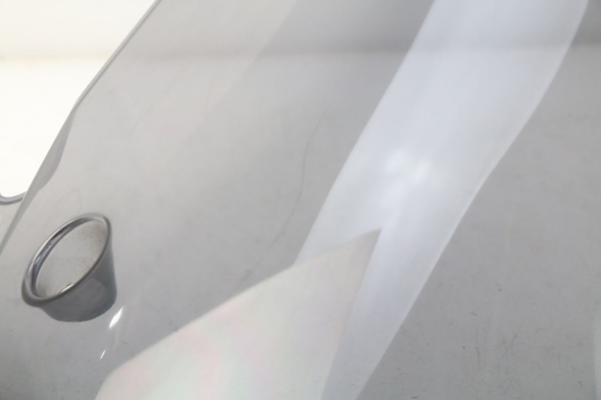 photo de PARABREZZA MBK SKYLINER 125 (2004 - 2007) - Dettagli dei punti di fissaggio