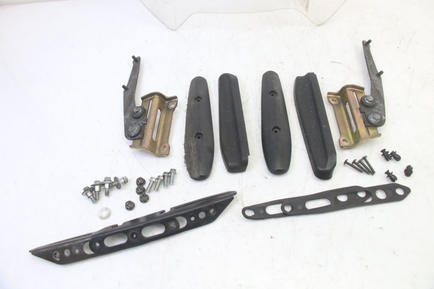 photo de PARABREZZA HONDA ST PAN EUROPEAN 1300 (2002 - 2013) - Altra angolazione