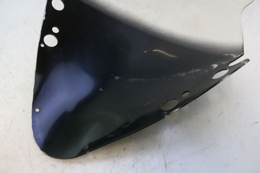 photo de PARABREZZA RAZZO STEED 125 (2012 - 2018) - Stato della superficie e materiale