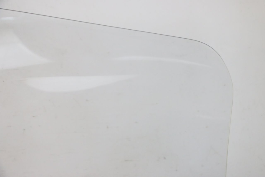 photo de PARABREZZA SUZUKI BURGMAN 125 (2018 - 2021) - Caratteristiche distintive