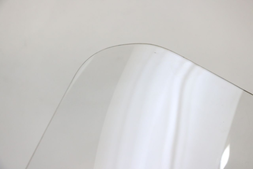 photo de PARABREZZA SUZUKI BURGMAN 125 (2018 - 2021) - Zoom sullo stato d'uso