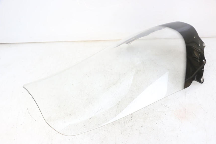 photo de PARABREZZA SUZUKI BURGMAN 125 (2018 - 2021) - Stato della superficie e materiale