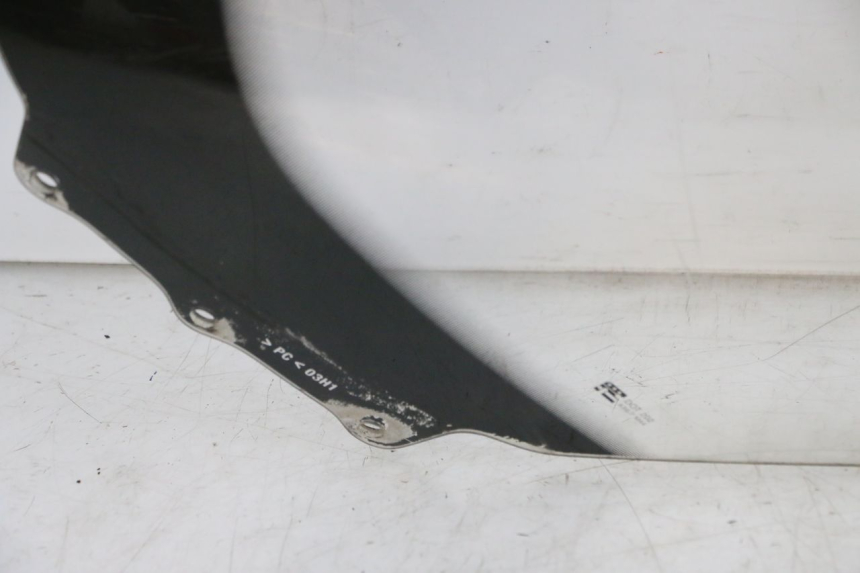 photo de PARABREZZA SUZUKI BURGMAN 125 (2015 - 2017) - Focus sulla struttura