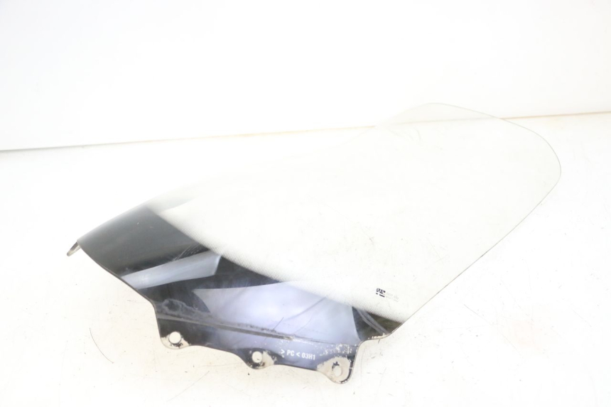 photo de PARABREZZA SUZUKI BURGMAN 125 (2015 - 2017) - Dettagli dei punti di fissaggio