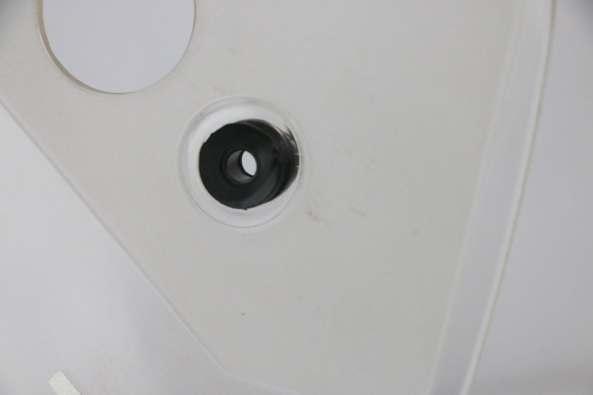 photo de PARABREZZA KAWASAKI VERSYS ABS 650 (2015 - 2018) - Zoom sullo stato d'uso