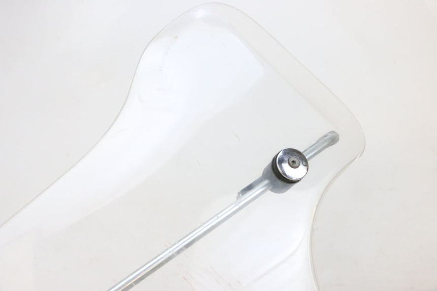 photo de PARABREZZA PIAGGIO VESPA GTS SUPER IE 125 (2009 - 2016) - Dettaglio del componente