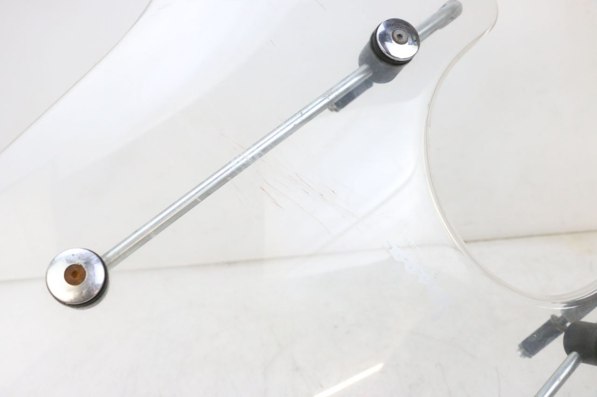 photo de PARABREZZA PIAGGIO VESPA GTS SUPER IE 125 (2009 - 2016) - Zoom sullo stato d'uso