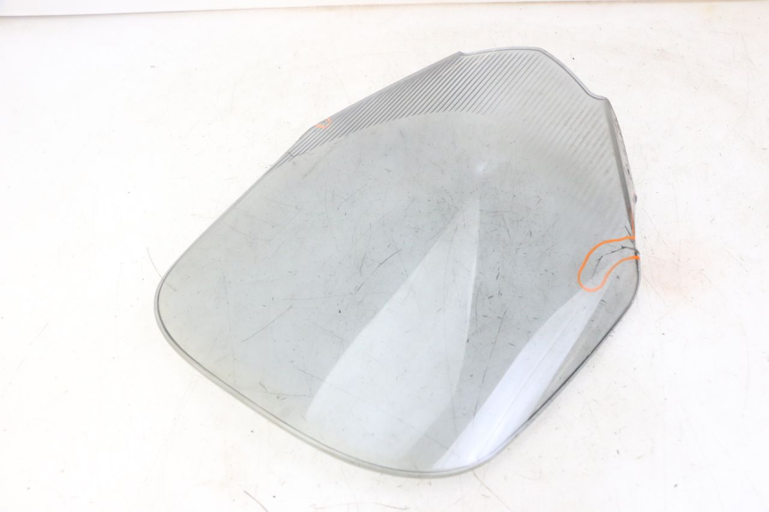 photo de PARABREZZA YAMAHA X-MAX XMAX ABS 250 (2010 - 2012) - Primo piano tecnico