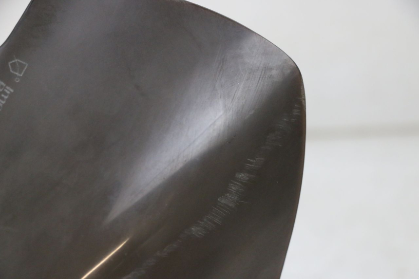 photo de PARABREZZA YAMAHA X-MAX XMAX 125 (2010 - 2013) - Stato della superficie e materiale