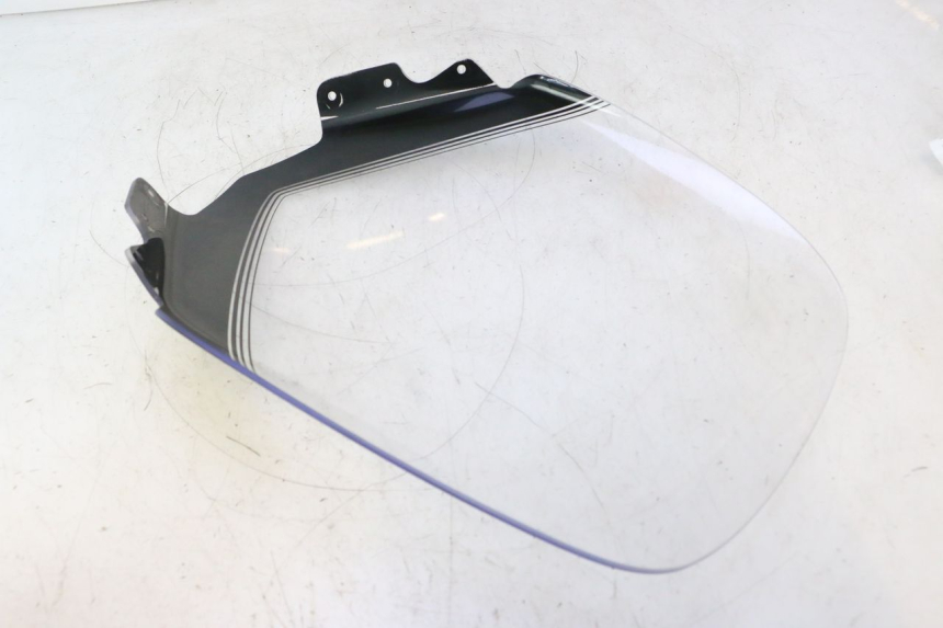 photo de PARABREZZA YAMAHA X-MAX XMAX 125 (2010 - 2013) - Caratteristiche distintive