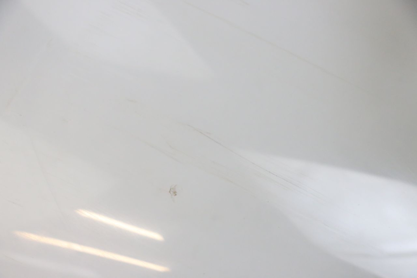 photo de PARE BRISE PIAGGIO X10 125 (2012 - 2017) - Stato della superficie e materiale