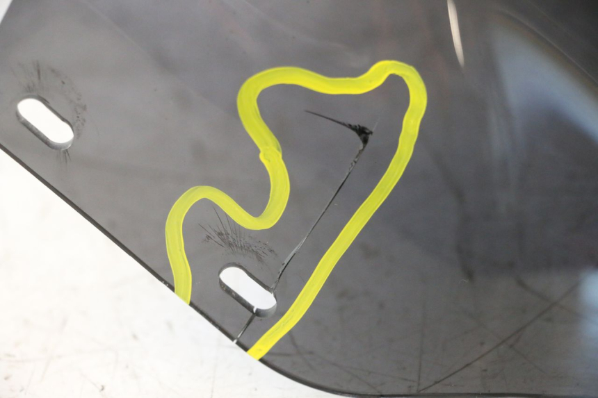 photo de PARABREZZA YAMAHA XJR 1300 (1998 - 2002) - Stato della superficie e materiale