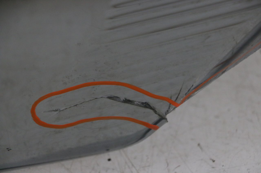 photo de PARABREZZA YAMAHA X-MAX XMAX ABS 250 (2010 - 2014) - Zoom sui componenti