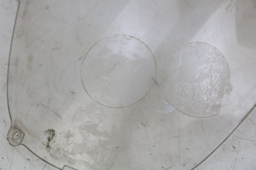 photo de PARE BRISE YAMAHA YZF R THUNDERCAT 600 (1996 - 2003) - Dettagli dei punti di fissaggio