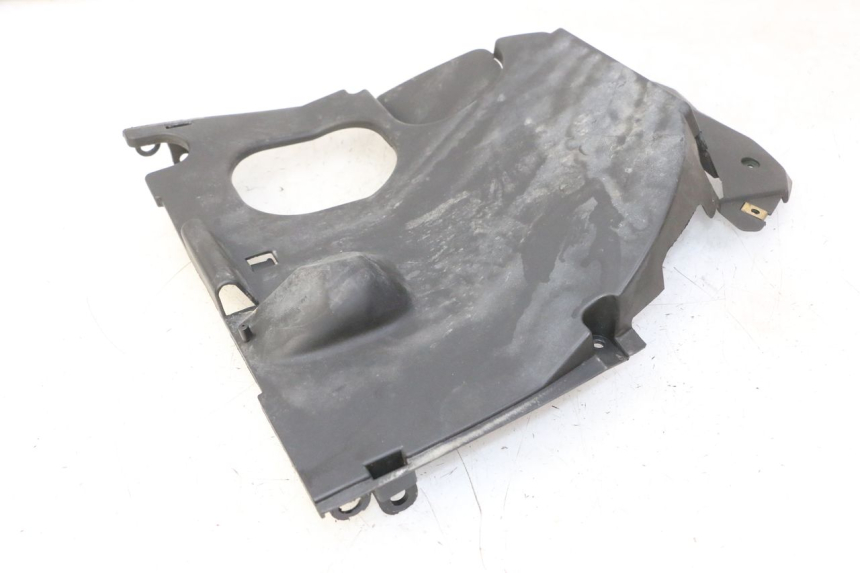 photo de PASSARUOTA POSTERIORE KYMCO AGILITY NAKED RENOUVO 2T 50 (2011 - 2018) - Primo piano tecnico