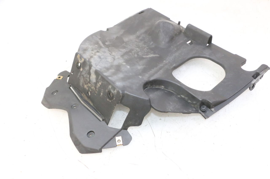 photo de PASSARUOTA POSTERIORE KYMCO AGILITY NAKED RENOUVO 2T 50 (2011 - 2018) - Dettagli dei punti di fissaggio