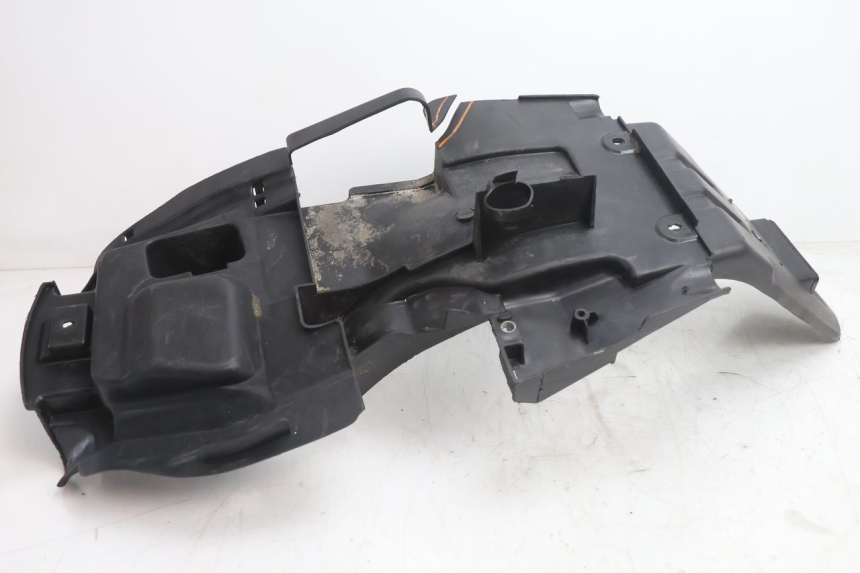 photo de PASSARUOTA POSTERIORE MBK BOOSTER SPIRIT 50 (1999 - 2003) - Primo piano tecnico