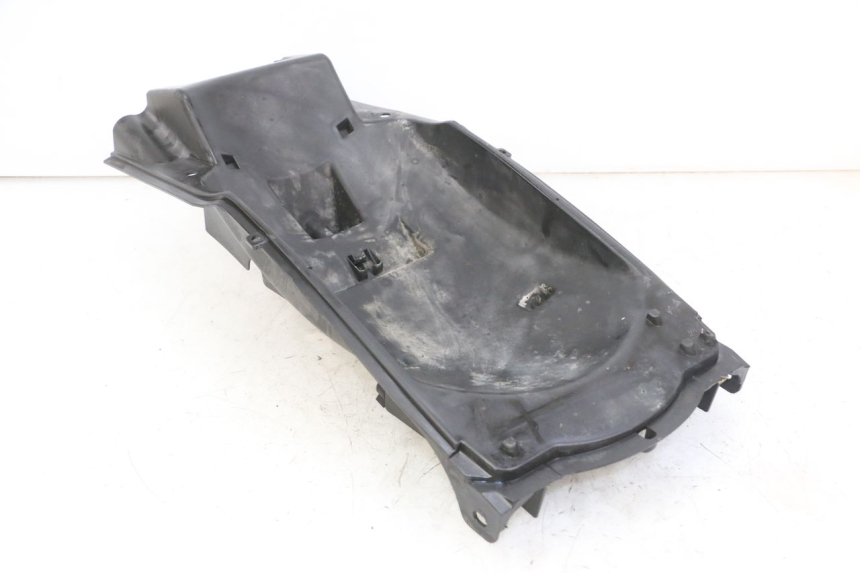 photo de Passaruota posteriore HONDA CBF 500 (2004 - 2007) - Dettagli dei punti di fissaggio