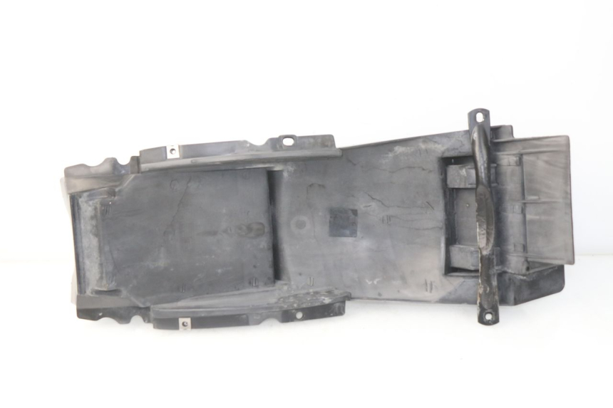 photo de Passaruota posteriore HYOSUNG COMET GTR 125 (2007 - 2014) - Primo piano tecnico