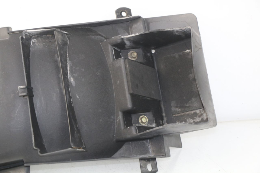 photo de Passaruota posteriore HYOSUNG COMET GTR 125 (2007 - 2014) - Dettagli dei punti di fissaggio