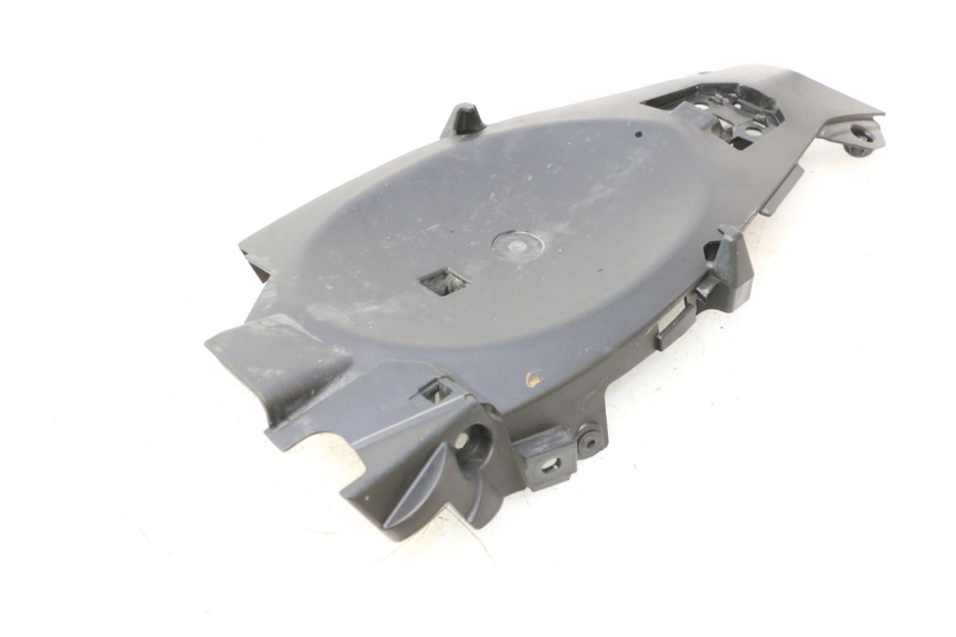 photo de PASSAGGIO RUOTA POSTERIORE KAWASAKI ER-6 ER6 F ABS 650 (2012 - 2016) - Primo piano tecnico