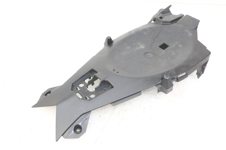 photo de Passaruota posteriore KAWASAKI ER-6 ER6 N 650 (2012 - 2016) - Primo piano tecnico