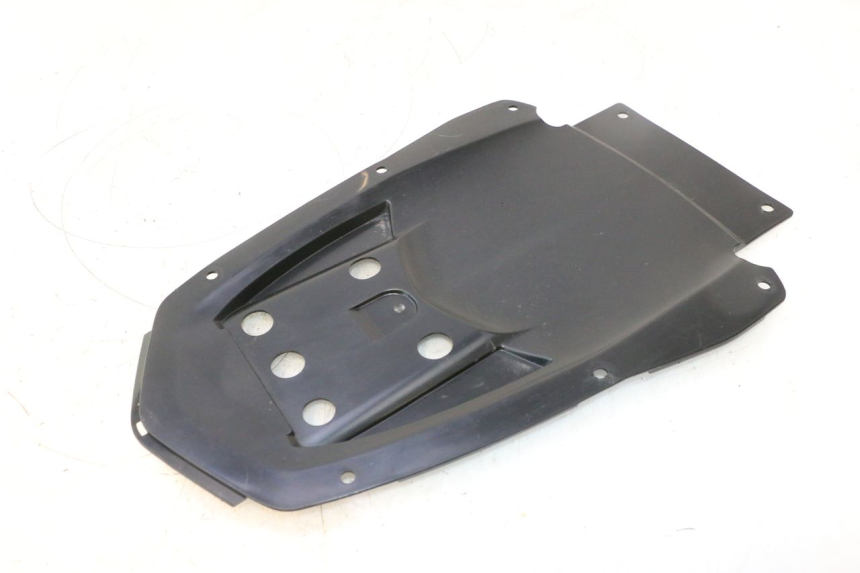 photo de Passaruota posteriore YAMAHA FZ8 800 (2010 - 2016) - Primo piano tecnico