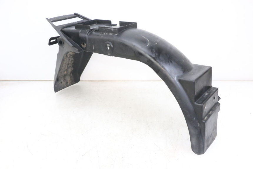 photo de Passaruota posteriore HYOSUNG GF 125 (2001 - 2005) - Primo piano tecnico