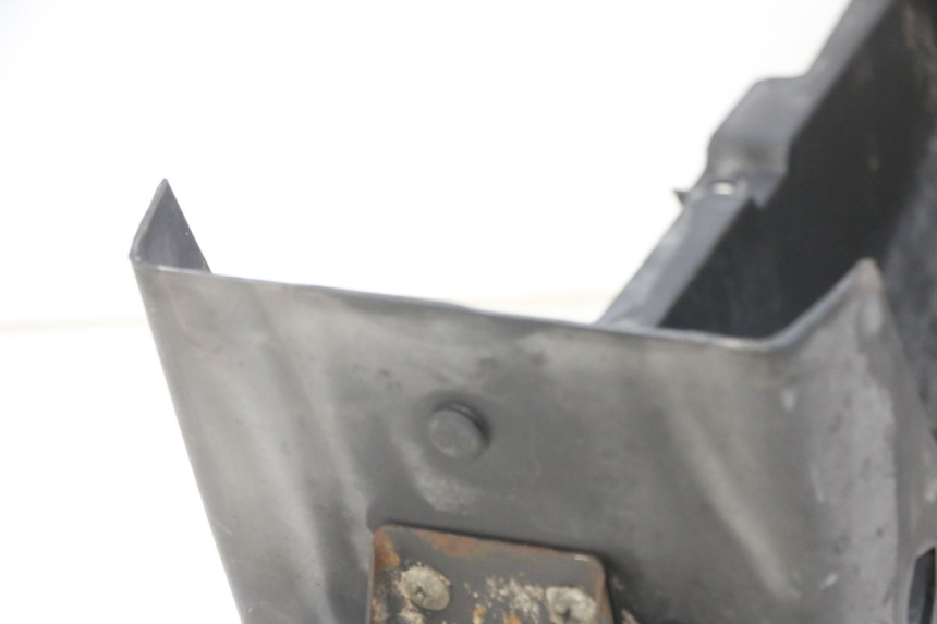 photo de PASSAGGIO RUOTA POSTERIORE SUZUKI GS GSE 500 (2001 - 2003) - Zoom sullo stato d'uso