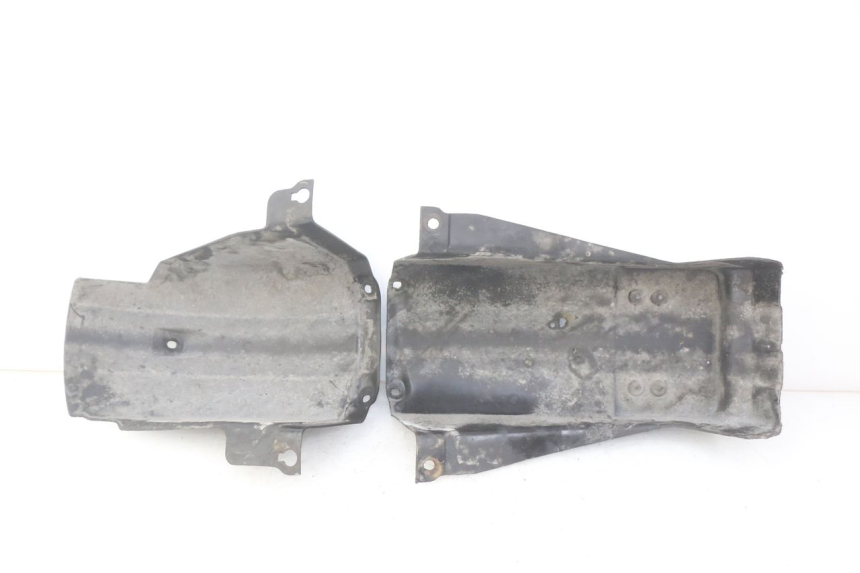 photo de PASSARUOTA POSTERIORE SUZUKI GSX-F GSX  F 1100 (1988 - 1994) - Altra angolazione