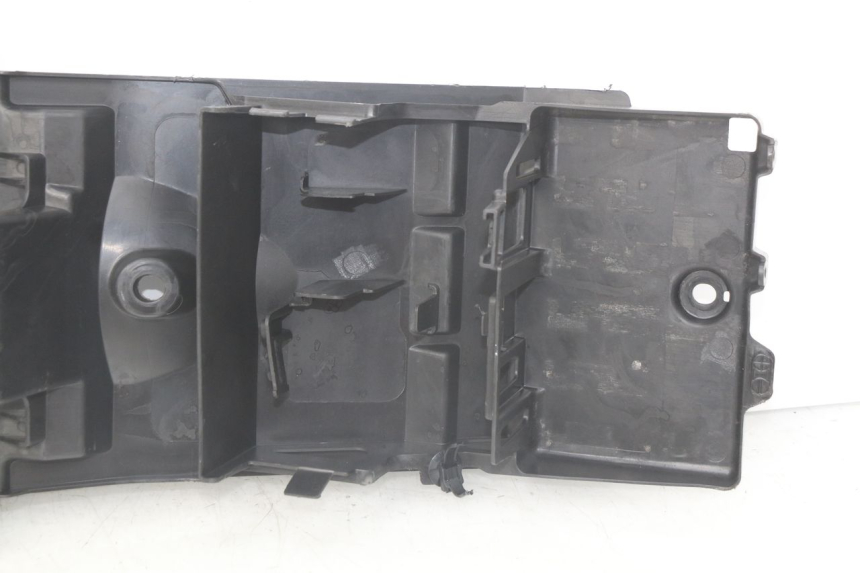 photo de Passaruota posteriore SUZUKI GSX-R GSXR 750 (2011 - 2016) - Primo piano tecnico