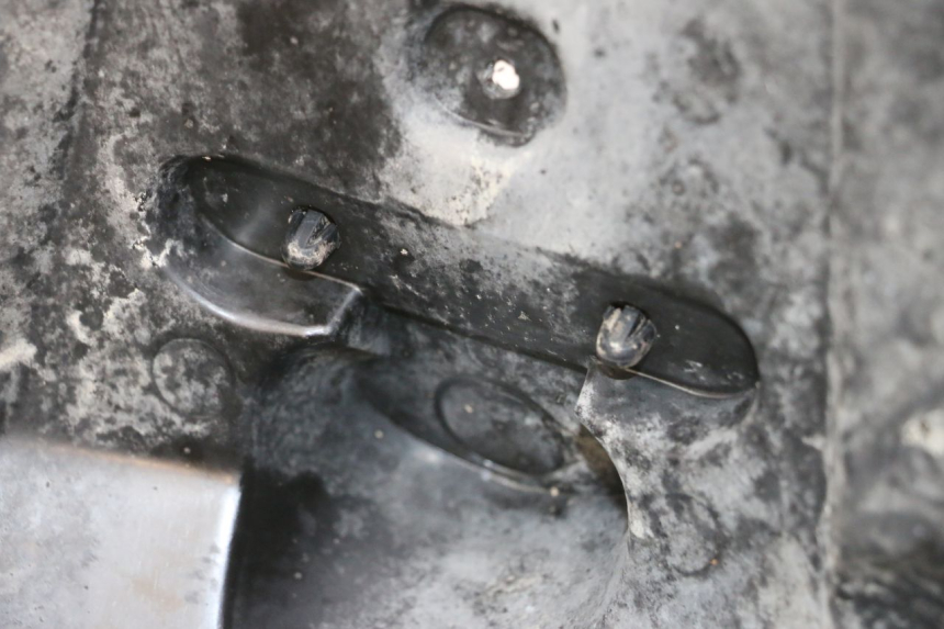 photo de PASSARUOTA POSTERIORE PEUGEOT KISBEE 2T 50 (2010 - 2017) - Dettaglio del componente