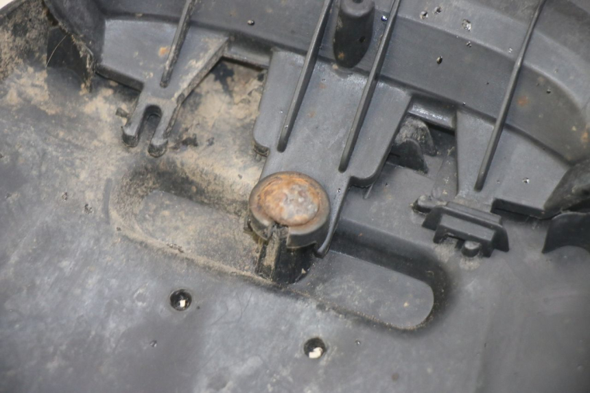 photo de PASSARUOTA POSTERIORE PEUGEOT KISBEE 4T 50 (2010 - 2017) - Dettaglio del componente