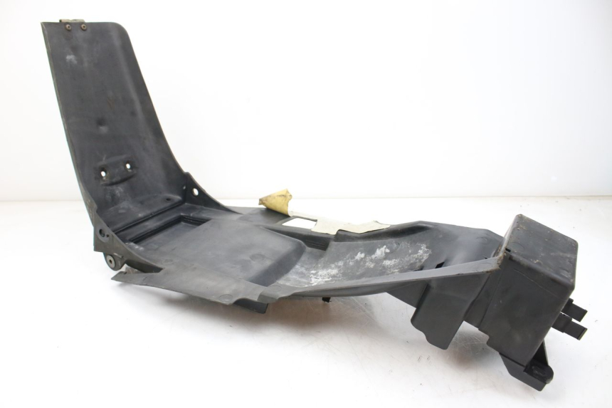 photo de PASSARUOTA POSTERIORE YAMAHA TDR DELTABOX 125 (1997 - 2003) - Primo piano tecnico