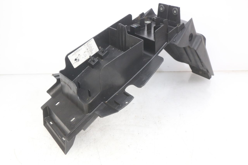 photo de PASSARUOTA POSTERIORE DAELIM VJ ROADWIN FI 125 (2008 - 2017) - Altra angolazione