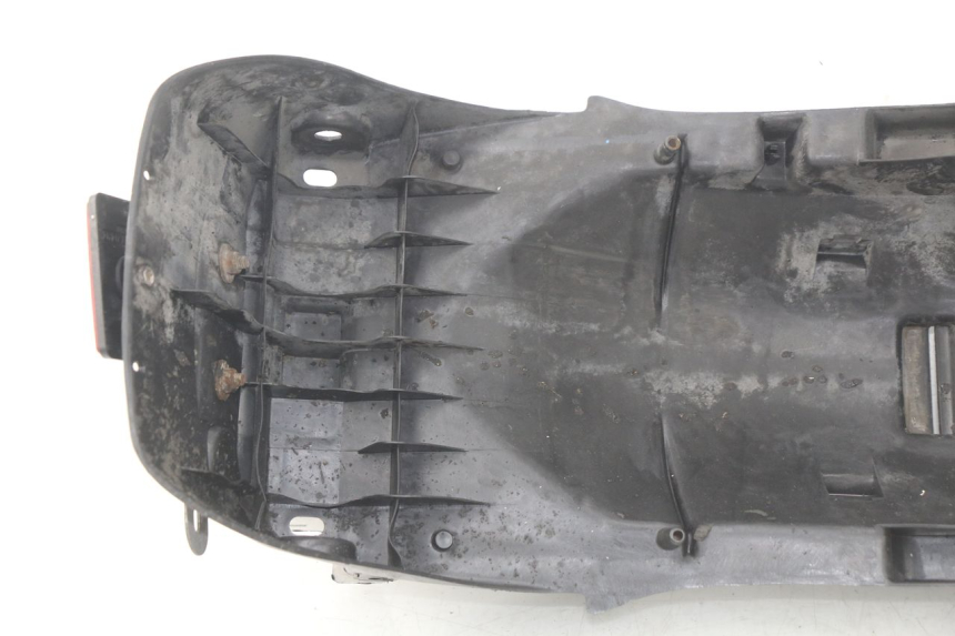 photo de Passaruota posteriore YAMAHA XJ600 XJ DIVERSION 600 (1992 - 1997) - Primo piano tecnico