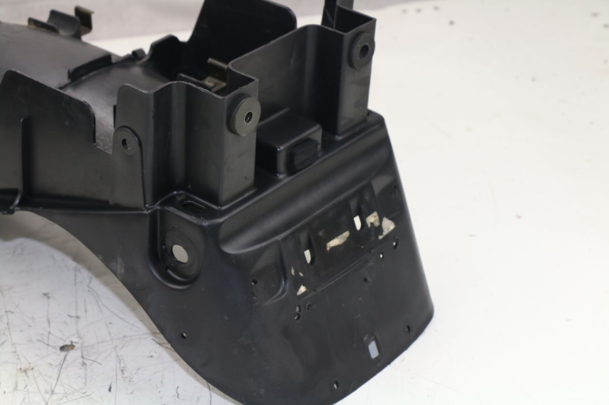 photo de Passaruota posteriore YAMAHA XJS DIVERSION 600 (1997 - 1999) - Focus sulla struttura