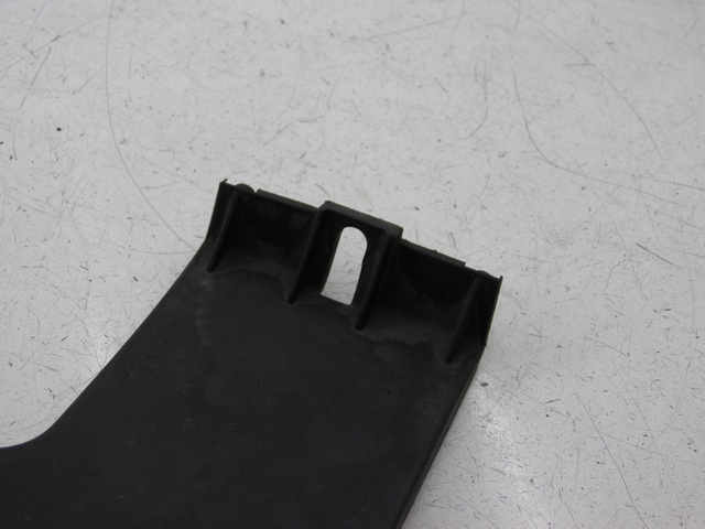 photo de SOTTOSCUDO PARASPRUZZI PIAGGIO MP3 RL 125 (2006 - 2014) - Altra angolazione