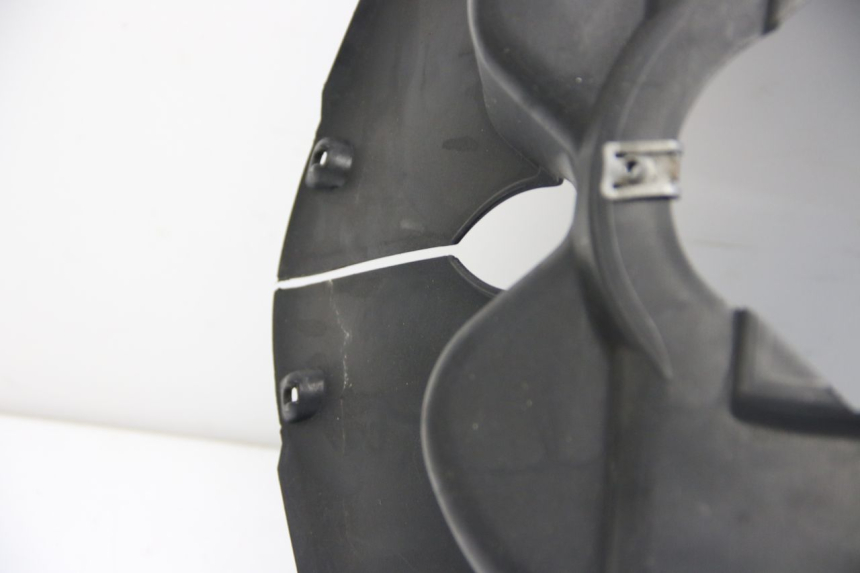 photo de PASSARUOTA ANTERIORE APRILIA ATLANTIC 500 (2002 - 2003) - Zoom sullo stato d'uso