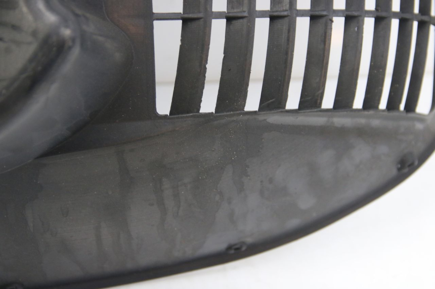 photo de PASSARUOTA ANTERIORE APRILIA ATLANTIC 500 (2002 - 2003) - Dettagli dei punti di fissaggio