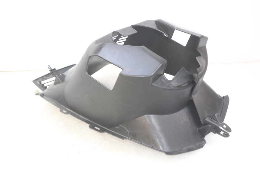 photo de PASSARUOTA ANTERIORE PEUGEOT CITYSTAR 125 (2011 - 2017) - Primo piano tecnico