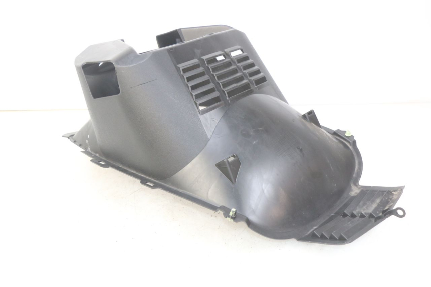 photo de PASSARUOTA ANTERIORE PEUGEOT CITYSTAR 125 (2011 - 2017) - Dettagli dei punti di fissaggio