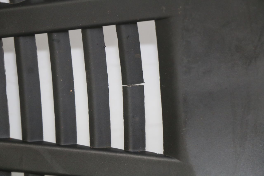 photo de PASSARUOTA ANTERIORE PEUGEOT CITYSTAR 125 (2011 - 2017) - Stato della superficie e materiale